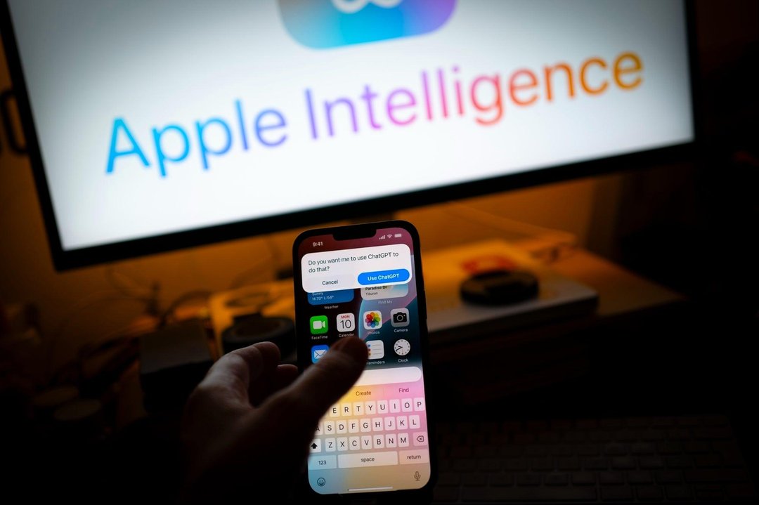 _content_3x2_2000_1733930251-Apple-Intelligence-GettyImages-21567894731.jpg